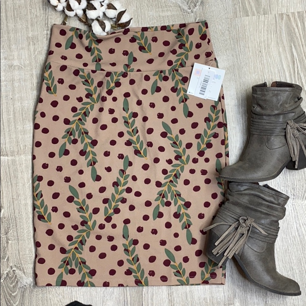 LulaRoe Cassie Skirt